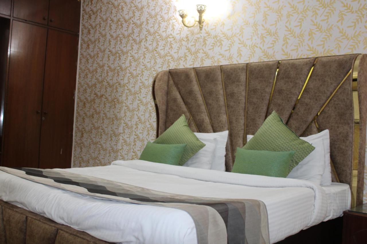 Awasthi Kozi Stays B&B - Closest To Vfs Νέο Δελχί Εξωτερικό φωτογραφία
